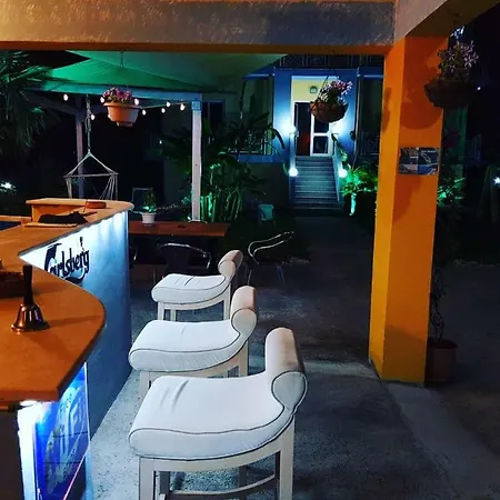 Aparthotel Vista Mar *